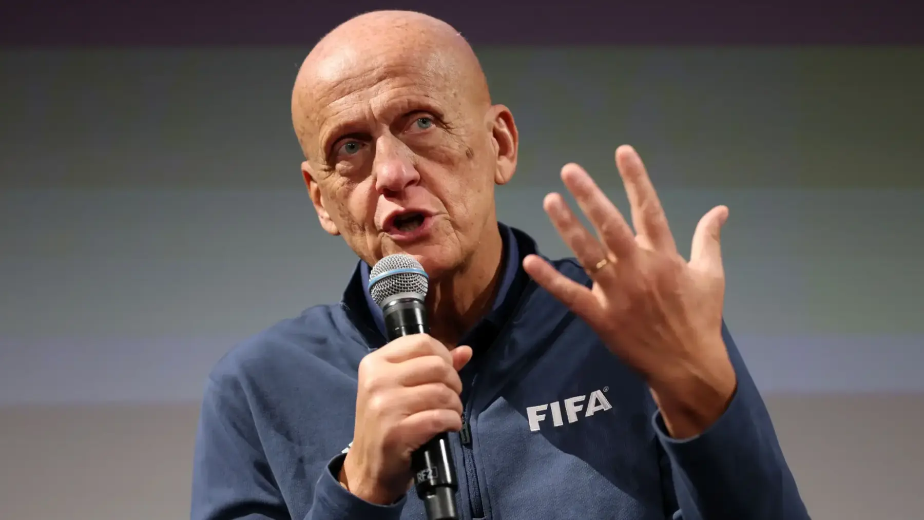 Las nuevas reglas que FIFA, UEFA e IFAB estudian para cambiar el fútbol 1 COLINA scaled e1780522453231