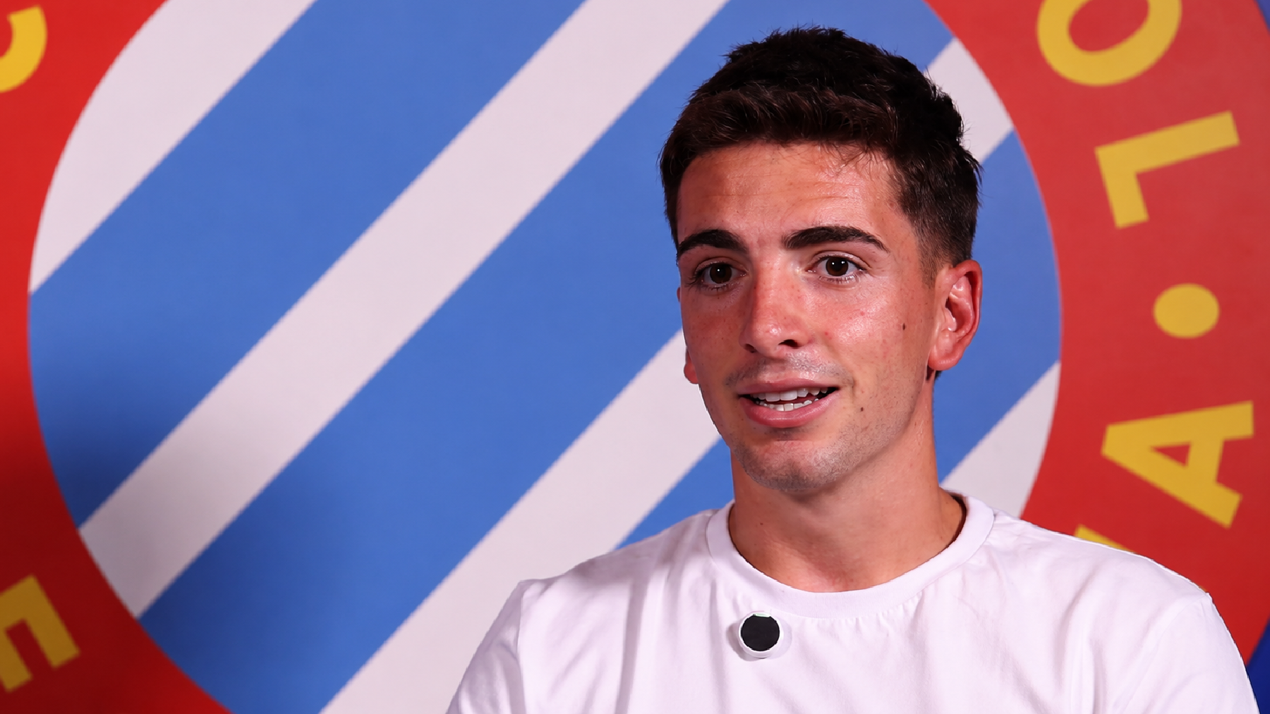 Hoy en 'La Grada Ràdio' | Calatrava ya es nuevo jugador del Espanyol; Via avanza la posible salida de Lluc Castell al Burnley; la relación entre Espanyol y Burnley empieza a tomar forma y los próximos movimientos del mercado perico 1 CALATRAVA DECLAS BO