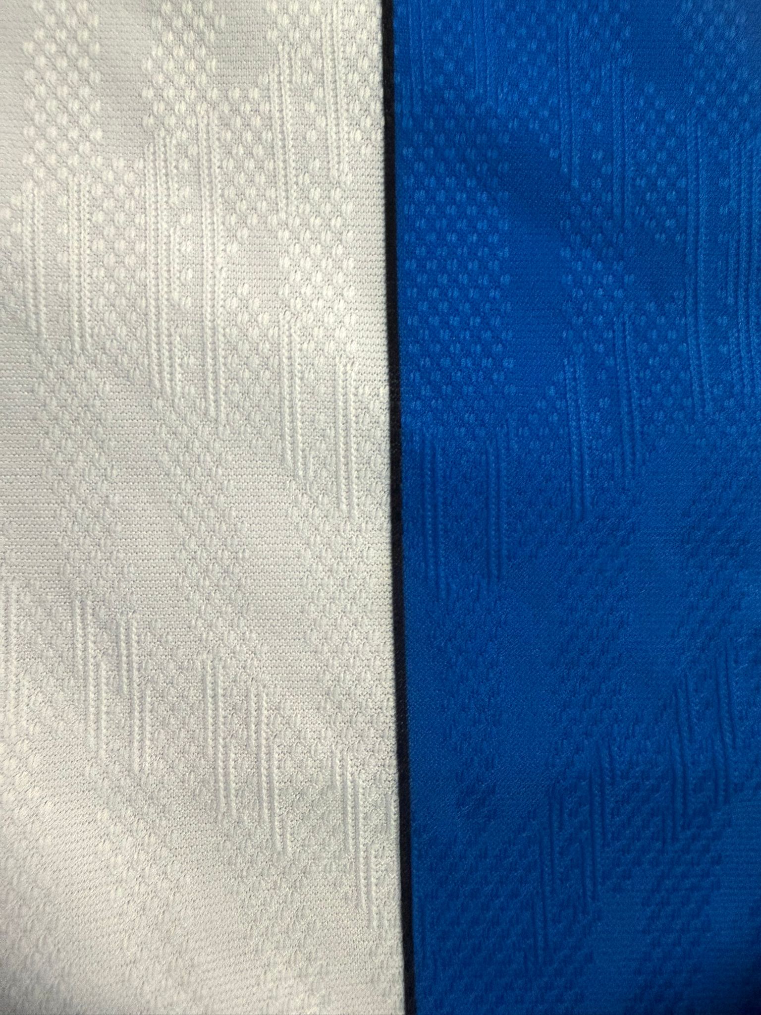 La nueva camiseta del Espanyol, al detalle: todos los secretos de la nueva equipación blanquiazul 2026-27 6 WhatsApp Image 2026 07 03 at 11.36.55