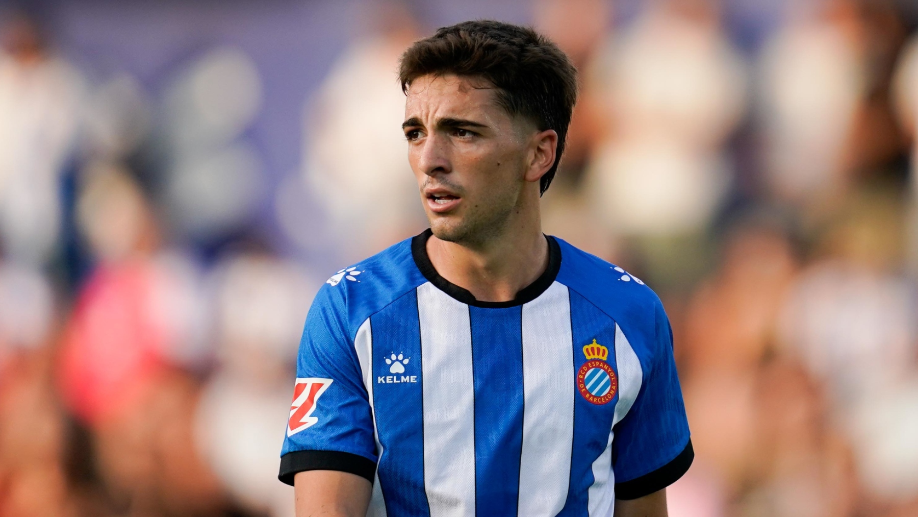 Análisis del Olot – Espanyol: el primer examen deja nombres propios y un aviso para el mercado; el talento de Cala y la rebelión de los cedidos, notas destacadas 5 calatrava olot espanyol pretemporada 26 27