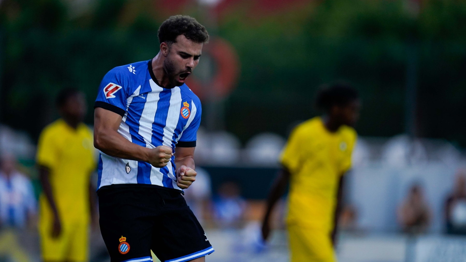 RCD Espanyol - Pau FC: El Espanyol convence y golea al Pau FC en su segundo amistoso de pretemporada (4-0) 5 gol marcos fernandez espanyol pau fc