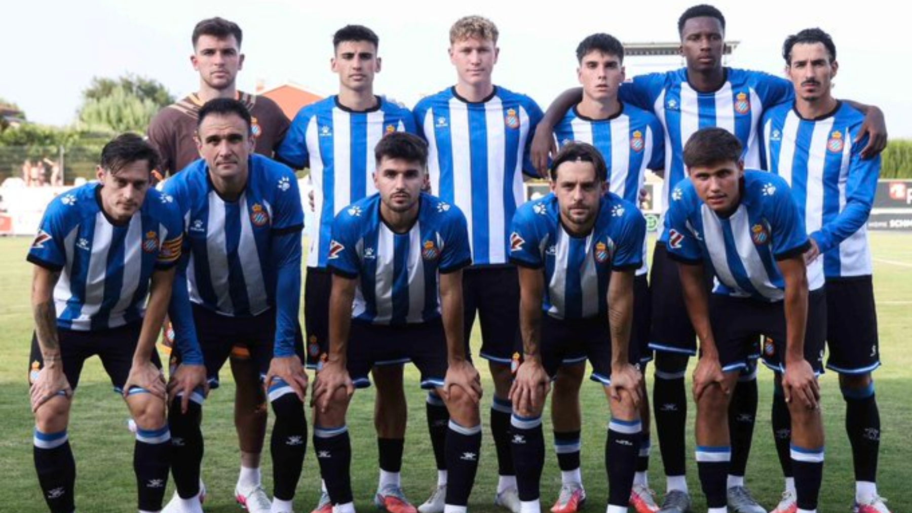 RCD Espanyol - Pau FC: El Espanyol convence y golea al Pau FC en su segundo amistoso de pretemporada (4-0) 2 once espanyol pau fc