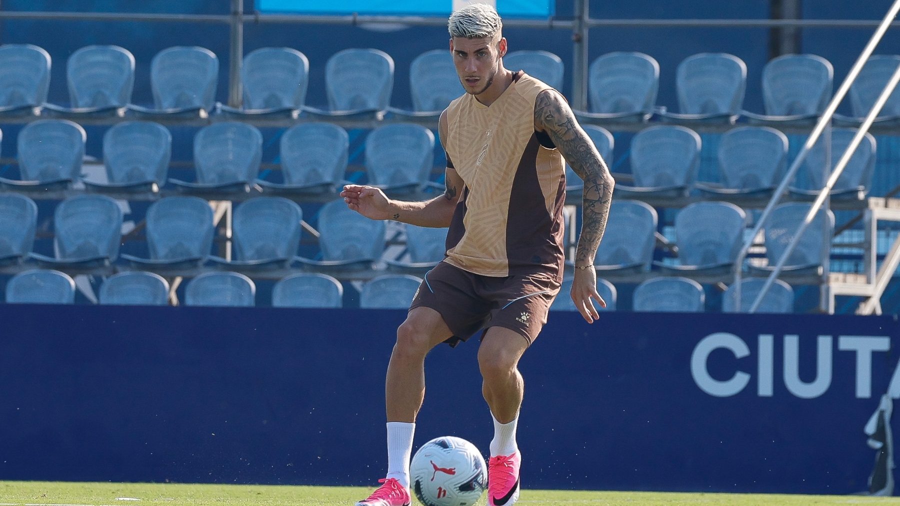 Monchi ya tiene los nombres: las posiciones que atacará ahora el Espanyol 5 roberto fernandez pretemporada espanyol 26 27