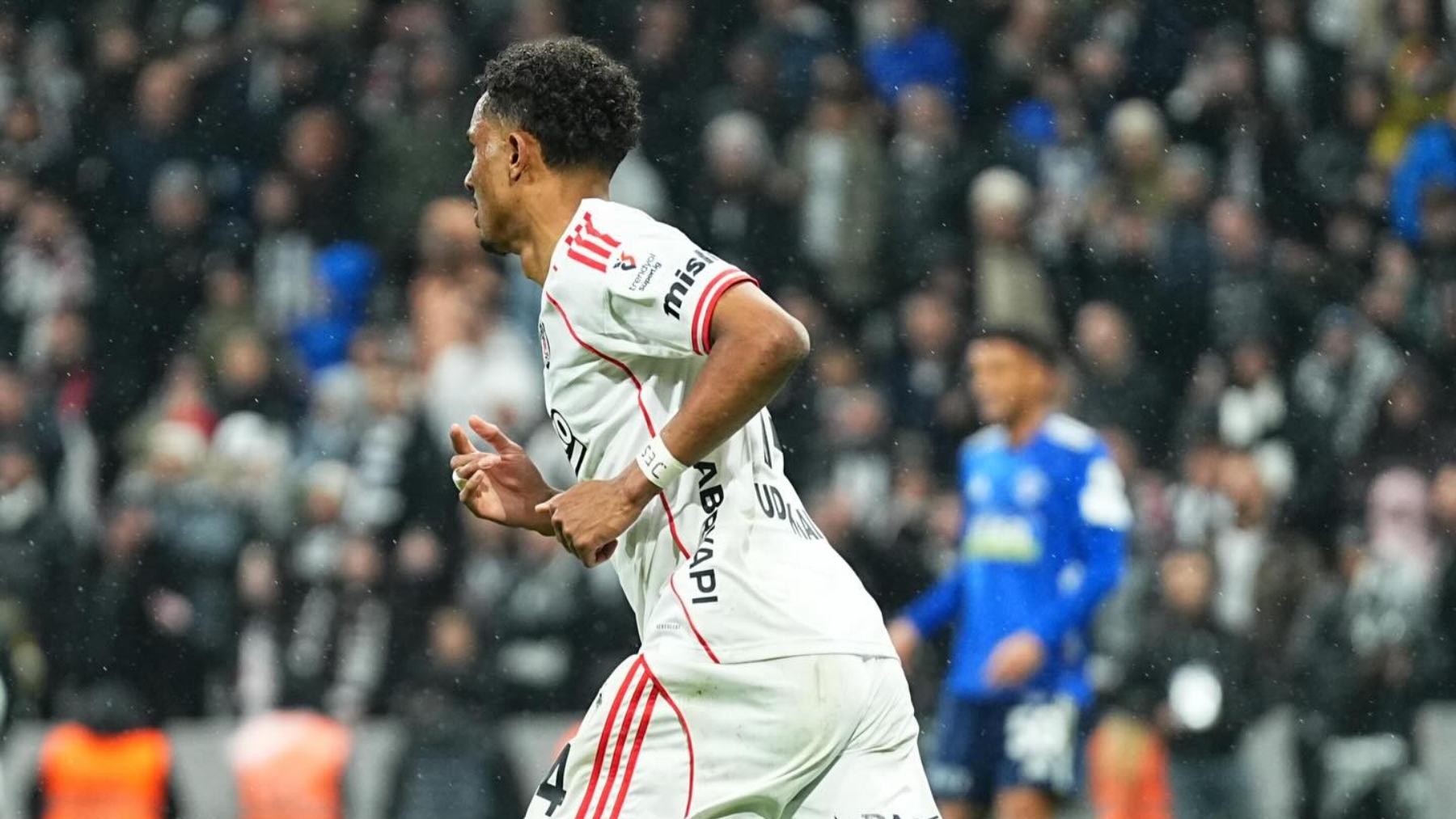 El Espanyol se interesa por Felix Uduokhai, central zurdo del Beşiktaş, según Ertan Süzgün 2 felix udokhai 2