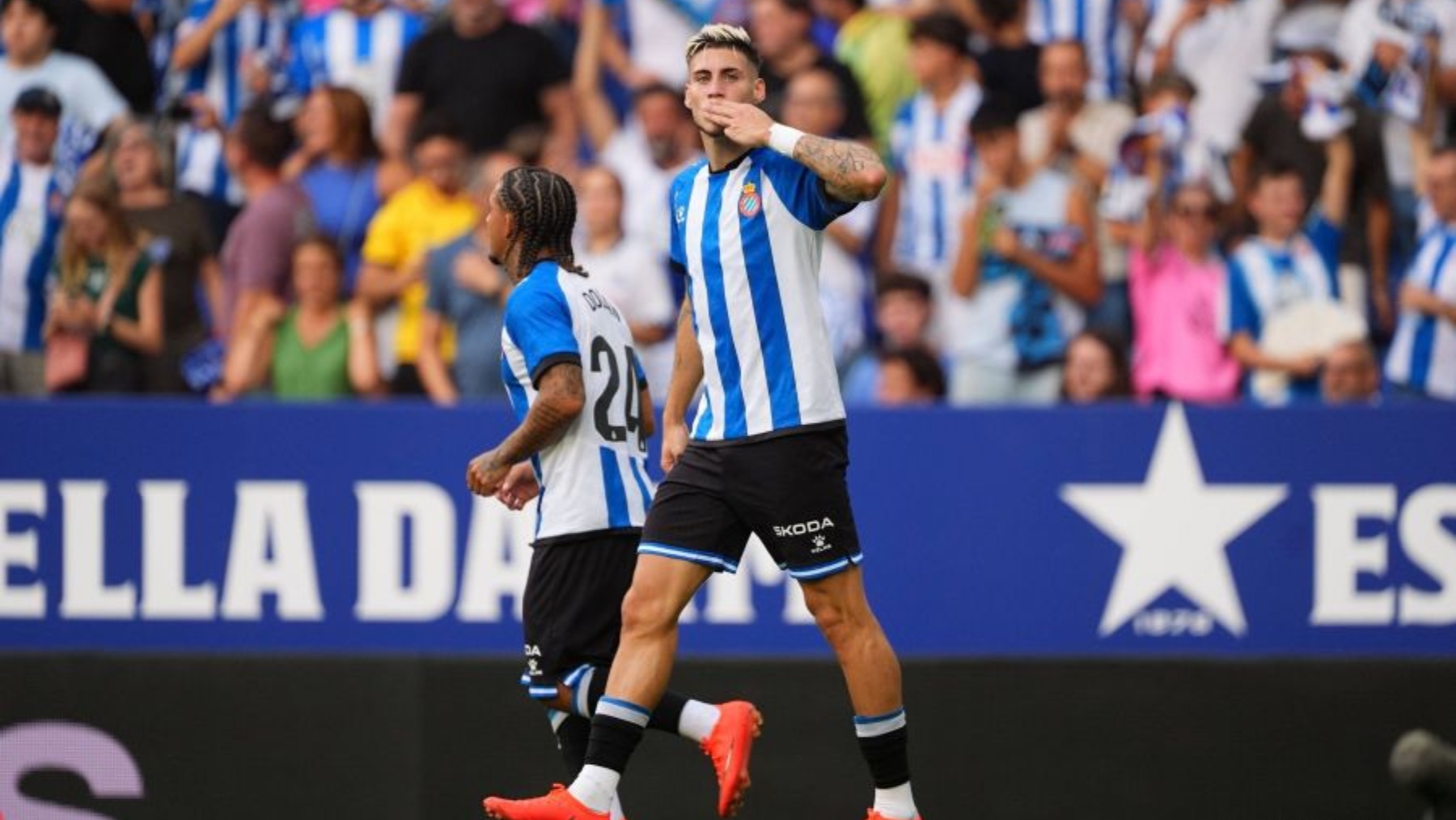 El análisis del Espanyol - Levante: el equipo empieza con una respuesta contundente; fútbol, jóvenes y un 3-0 que cambia un ruido posiblemente sobredimensionado por confianza 2 roberto espanyol levante