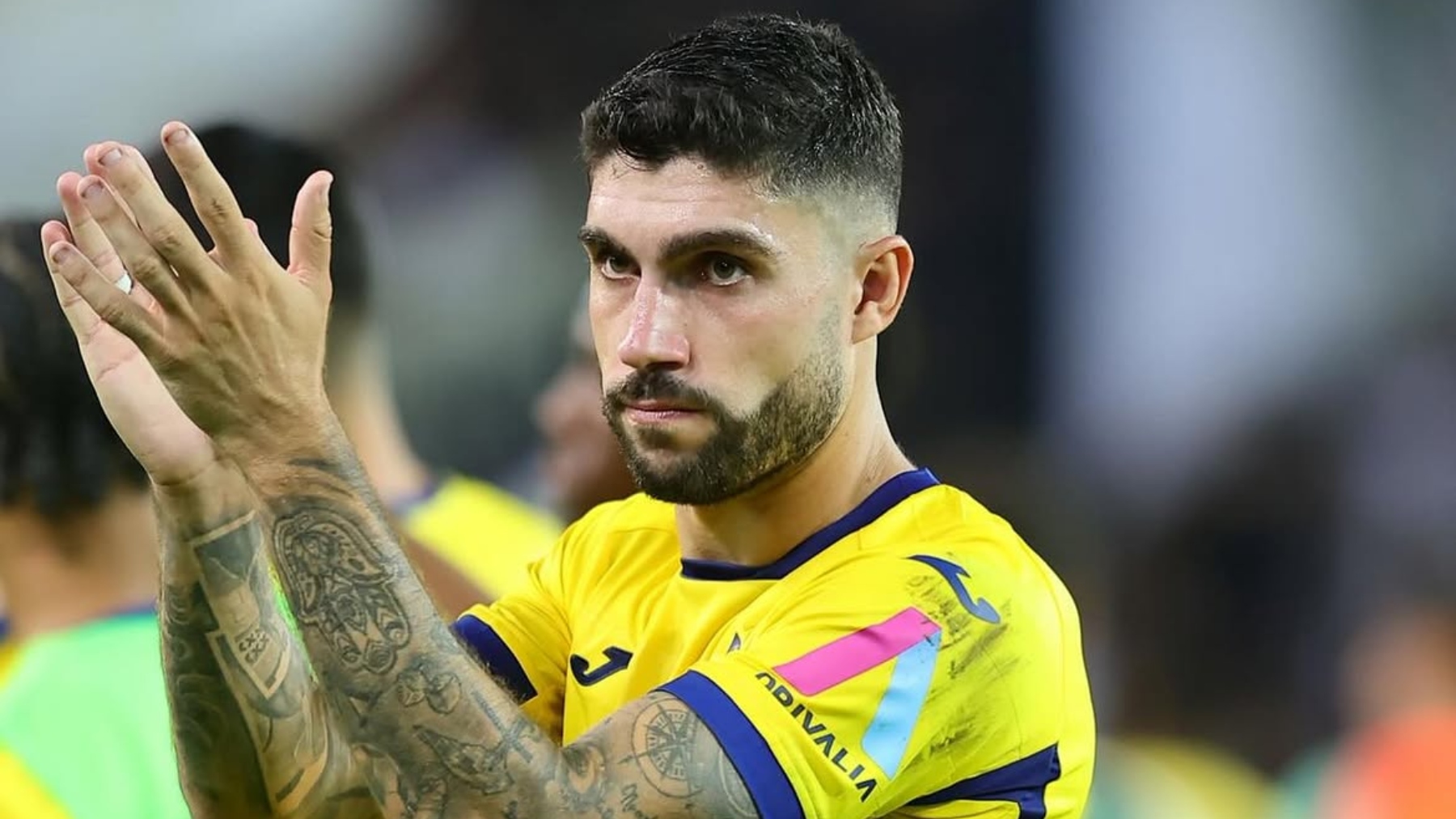 Unai Núñez, una opción que aporta experiencia inmediata para la defensa del Espanyol pero que no está exenta de dudas 7 unai nunez verona 2