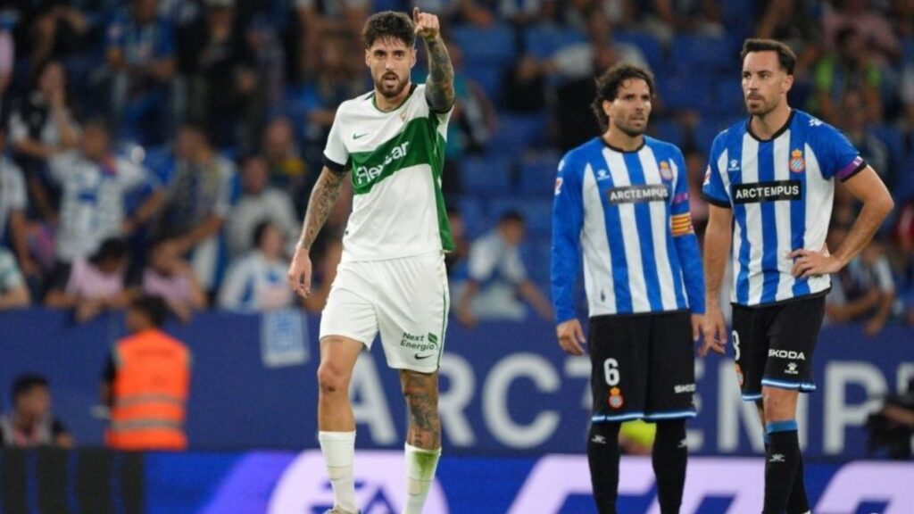 El análisis del Espanyol - Elche: el desastre que impulsa a Manolo a replantearse su idea; el parón abre un debate sobre si el entrenador retocará profundamente su idea de juego y sobre la confianza que mantiene el proyecto 4 fer nino espanyol elche 26 27