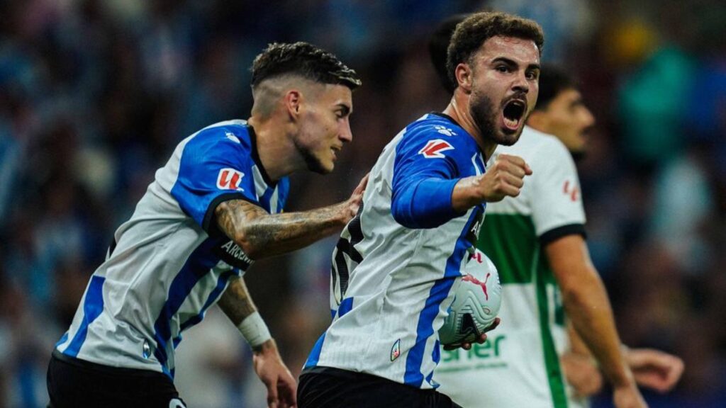 Todos miran a Manolo, pero el problema del Espanyol no acaba en el banquillo 10 marcos fernandez espanyol elche 26 27