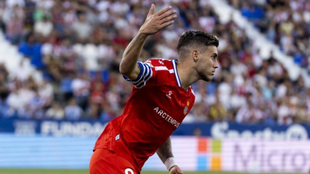 Rayo Vallecano - RCD Espanyol: Una primera parte para el olvido condena al Espanyol en Butarque (2-1) 6 roberto rayo espanyol 26 27