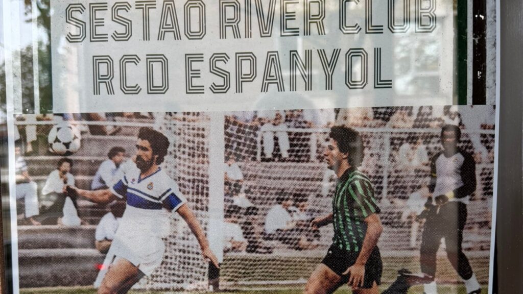 Hoy en 'La Grada Ràdio' | Via, desde Sestao: Manolo González, Monchi y Alan Pace, protagonistas de una previa copera llena de tensión; Kepa Reche, de SestaoRiverHoy, avisa del peligro del conjunto vasco 4 las llanas 3