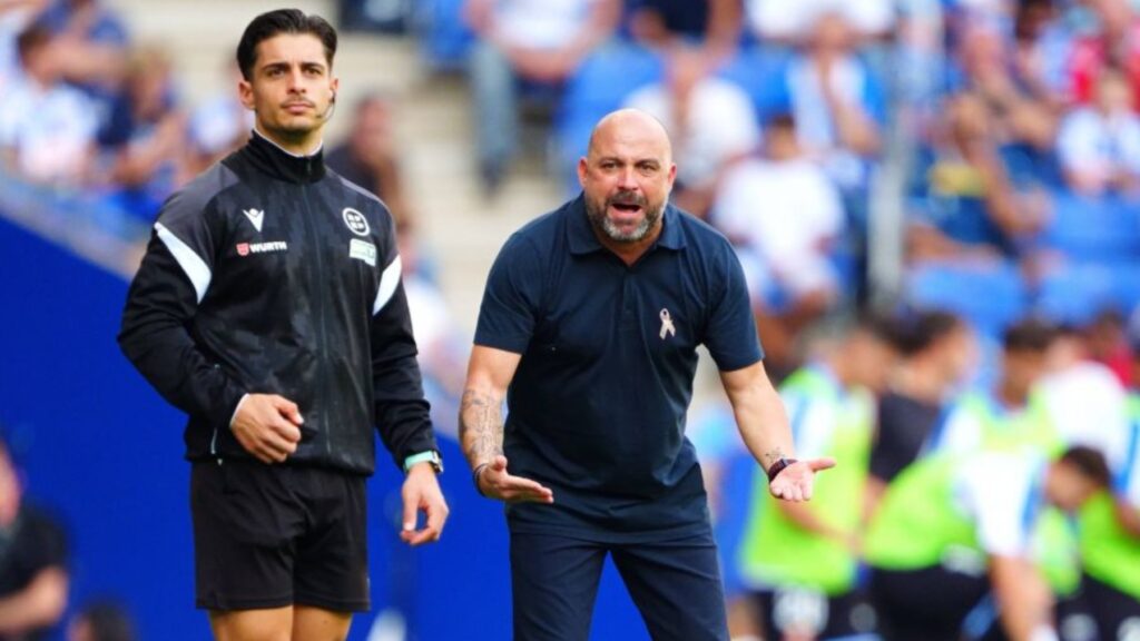 Manolo: "Salimos cabreados porque era para tener cuatro de seis"; "El equipo ha hecho un muy buen partido", defiende 3 manolo espanyol atletico madrid 26 27 1