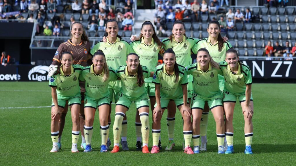 CRÓNICA | Real Sociedad – Espanyol Femenino: el RCDE Femenino resiste el asedio de la Real y suma un trabajado punto en Zubieta (1-1) 3 real sociedad espanyol femenino 26 27