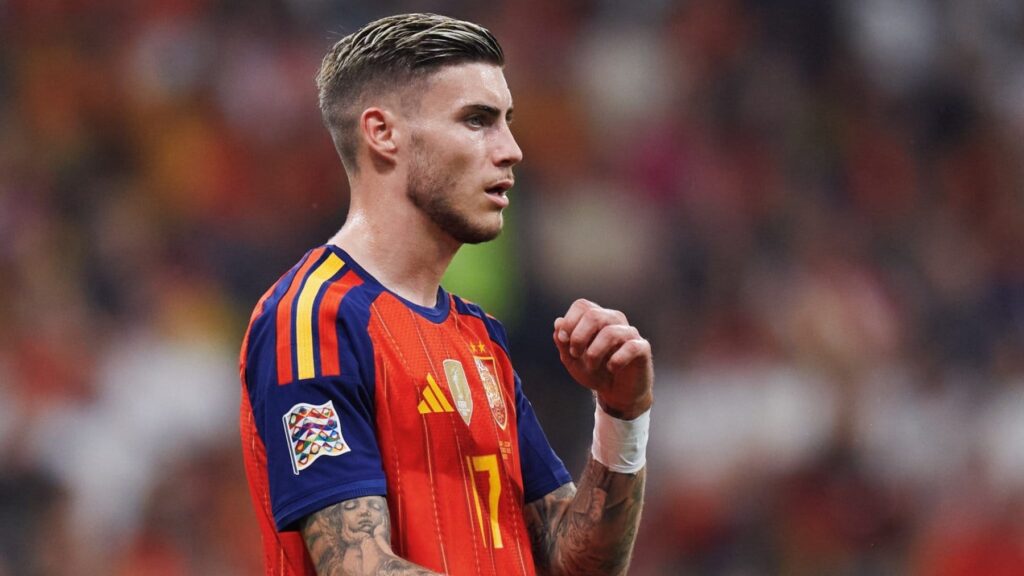 Monchi cierra filas con Manolo González: “Lo asume y está intentando soluciones” 4 roberto debut seleccion espana